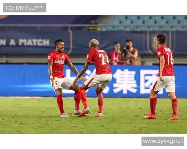 上港与恒大足协杯激战即将开启精彩直播全程回顾与分析