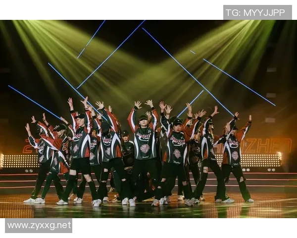 广州街舞队的边路渗透策略与街舞文化的深度融合解析 广州街舞队的边路渗透策略与街舞文化的深度融合解析